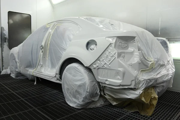 Car in the spray booth