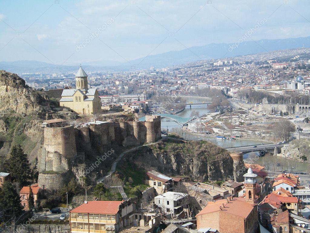 http://ko.depositphotos.com/5409107/stock-photo-georgia-tbilisi-city-centre-overview.html 그루지야