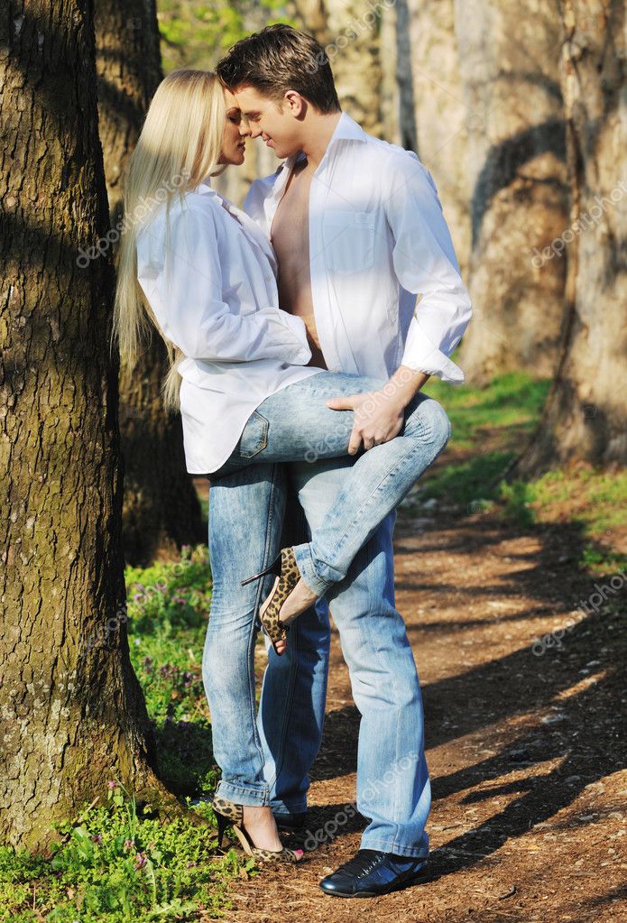 depositphotos_5460339-Romantic-couple-in-love-outdoor.jpg