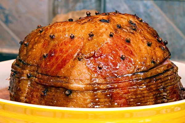Glazed Cooked Smoked Spiral Cut Ham