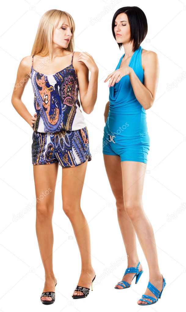 Dos Mujeres De Moda En Ropa Colorida — Foto De Stock © Gdolgikh 5726315 4296