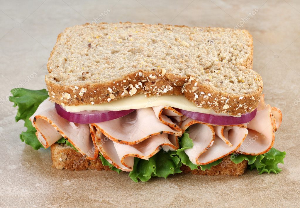 Healthy Turkey and Cheese Sandwich on Whole Grain Bread — Stock Photo