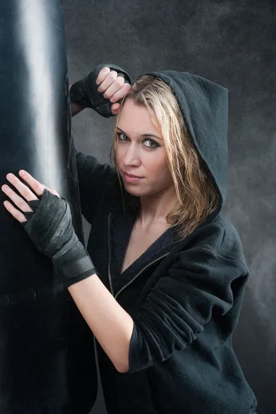 Portrait - training boxing woman blond sexy