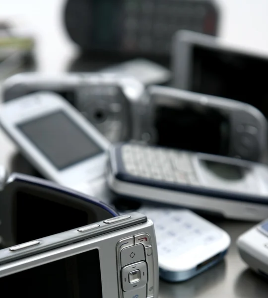 Assorted mixed mobile phones