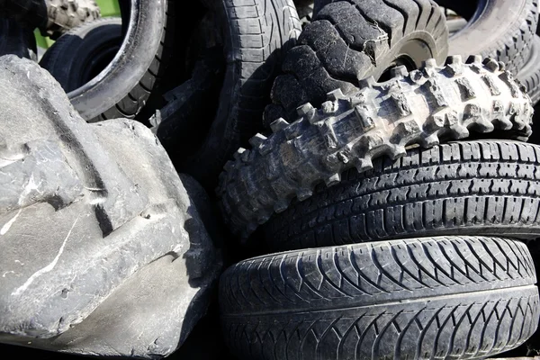 Vehicle tyres tires recycle ecology environment industry