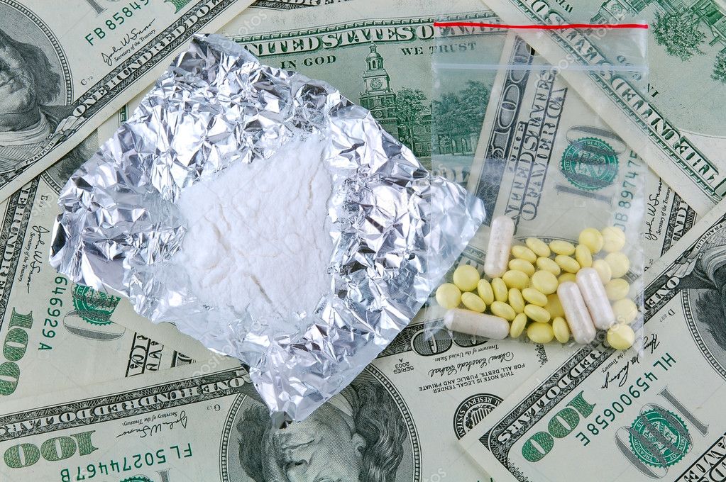 Drugs And Money — Stock Photo © Buradaki #6264718