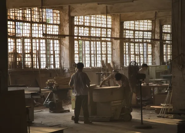 Chinese Wood Furniture Factory
