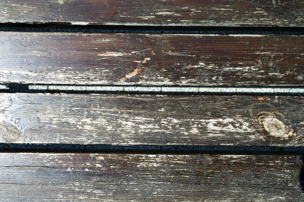 Väderbitna och repade planka — Stockfoto