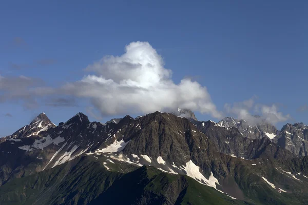 Las montañas del Cáucaso. Georgia, svaneti —  Fotos de Stock