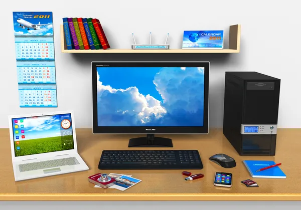 Oficina de trabajo con computadora de escritorio, computadora portátil y otros dispositivos —  Fotos de Stock