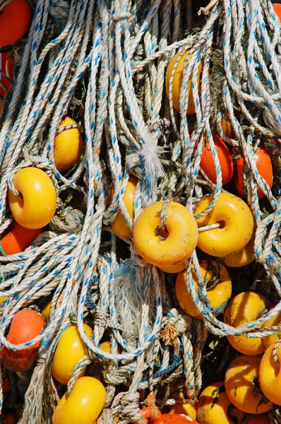 Redes y cuerdas de pesca — Foto de Stock