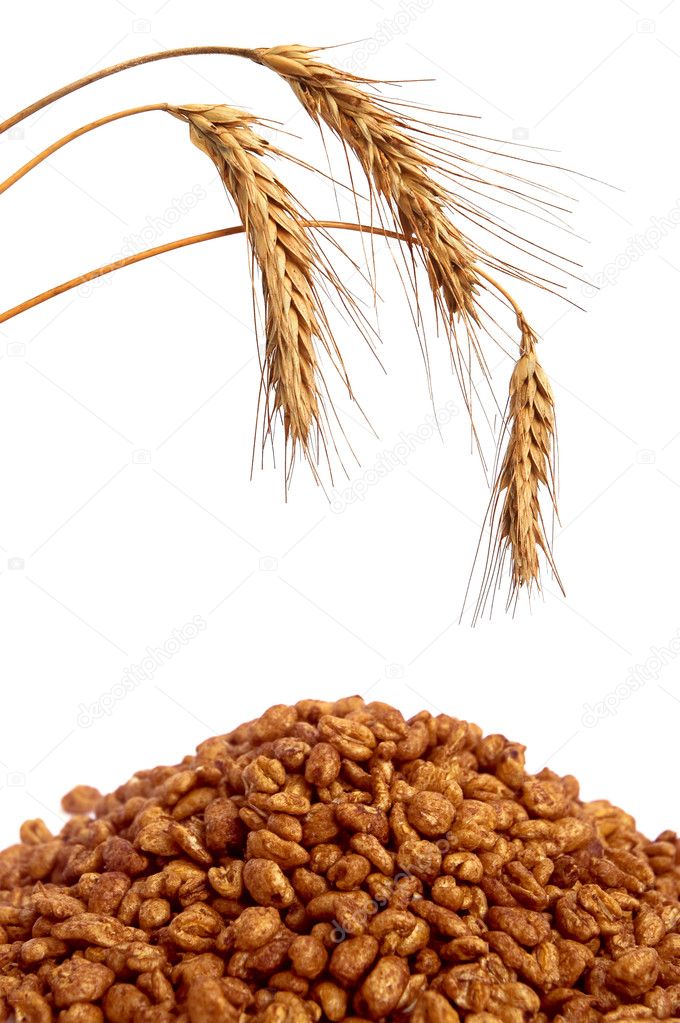 Cereal flakes and wheat