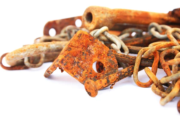 Clavos oxidados, cadena, nueces —  Fotos de Stock