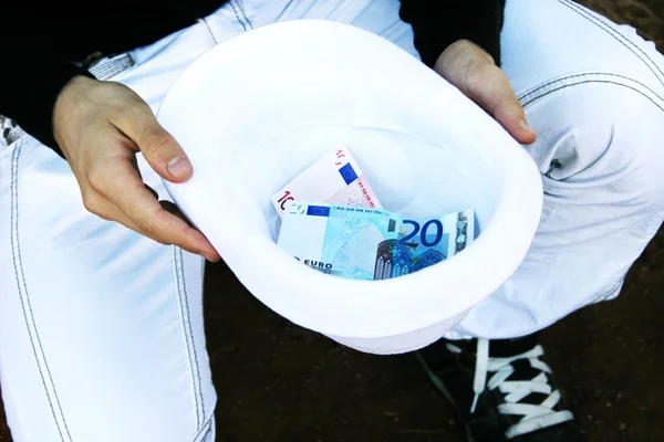 Chapéu com dinheiro — Fotografia de Stock