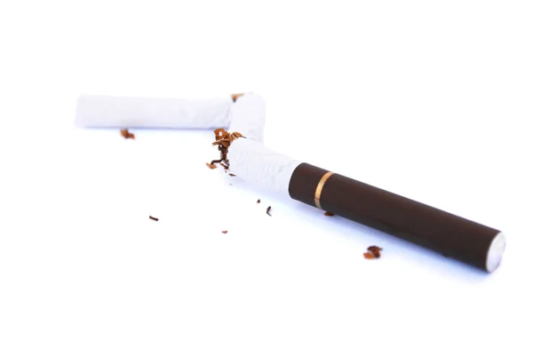 Cigarrillo roto — Foto de Stock