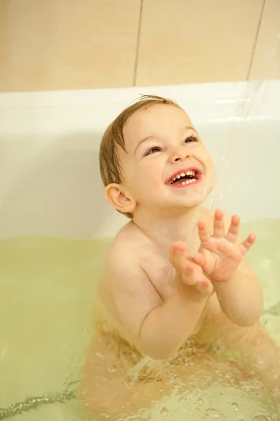 Smiling boy in bath — Stock Photo, Image