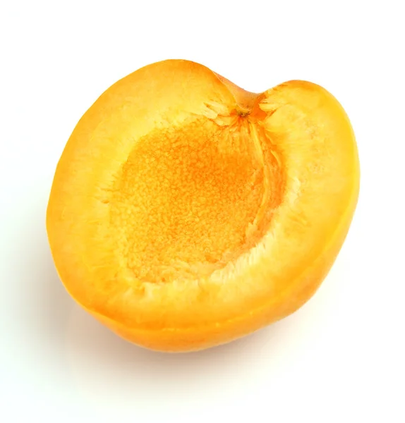 Fresh slices of apricot — Stock Photo, Image