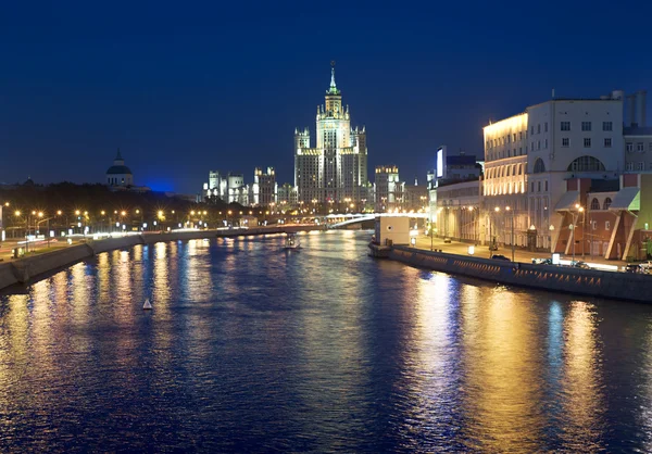 Moskou bij nacht — Stockfoto