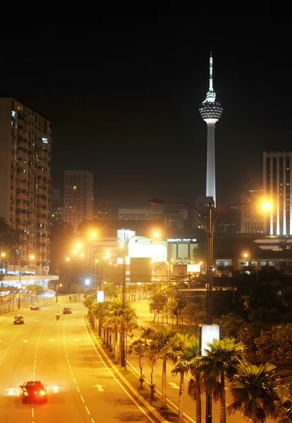 Vista noturna do centro de Kuala Lumpur — Fotografia de Stock