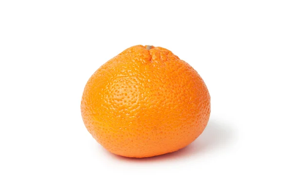 Mandarina fresca aislada sobre fondo blanco —  Fotos de Stock