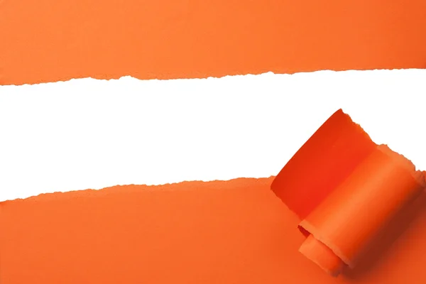 Zářivě oranžové teared papír s kopií prostor — Stock fotografie