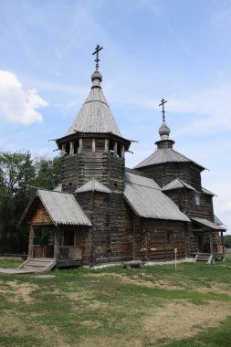 ahşap kilise