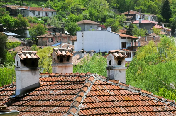 Chaminés e telhados Tiled — Fotografia de Stock