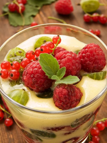 Berry dessert — Stockfoto