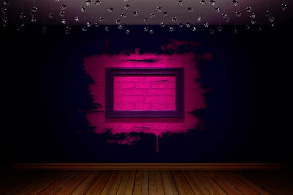 汚れたフレームと紫の空の部屋 — ストック写真