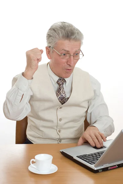 Zakenman met een laptop gebarende hand — Stockfoto