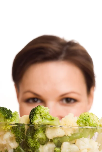 Gravid kvinna med grönsaker — Stockfoto