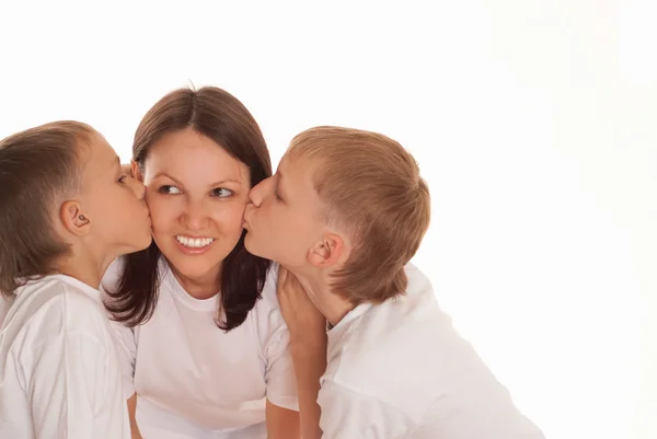 Madre con sus dos hijos —  Fotos de Stock