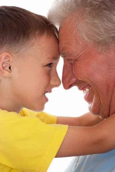 Щасливий дід зі своїм онуком — стокове фото