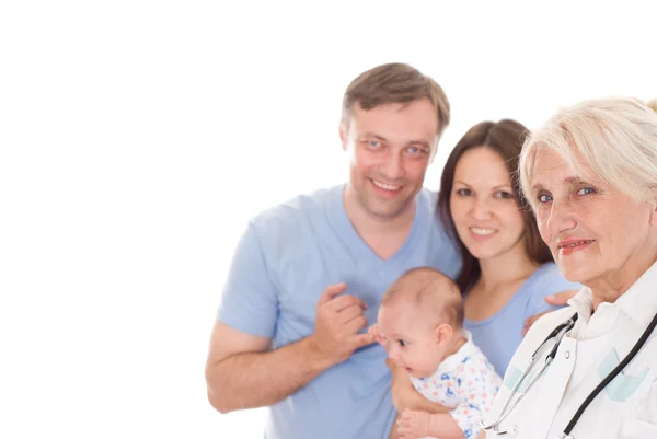 Médecin et famille avec un nouveau-né — Photo