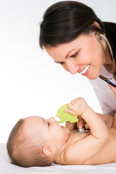 Vackra läkare med nyfödda — Stockfoto