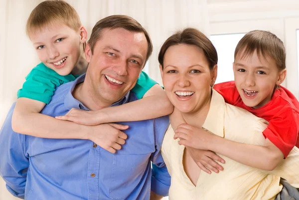 Négy boldog család — Stock Fotó