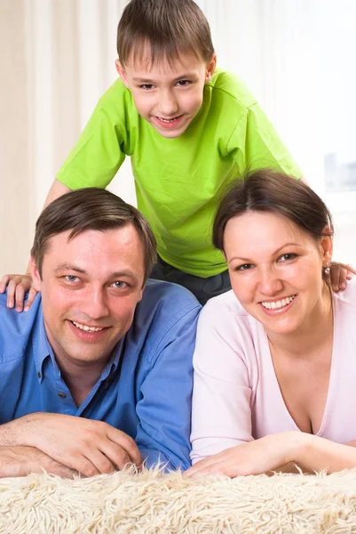 Lycklig familj tre — Stockfoto