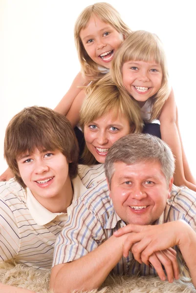 Beş mutlu bir aile portresi — Stok fotoğraf