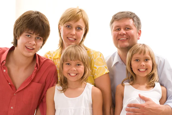 Family of five on a light — Stock Photo, Image