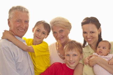 mutlu bir aile altı