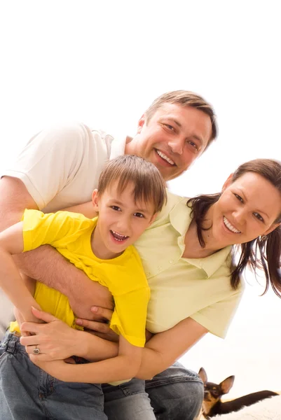 Šťastní rodiče s dětmi — Stock fotografie