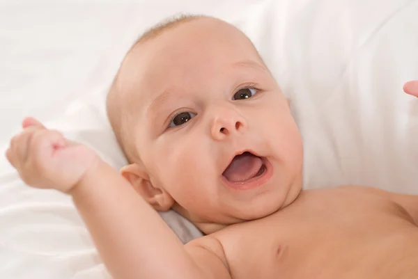 Портрет красивого новорожденного — стоковое фото