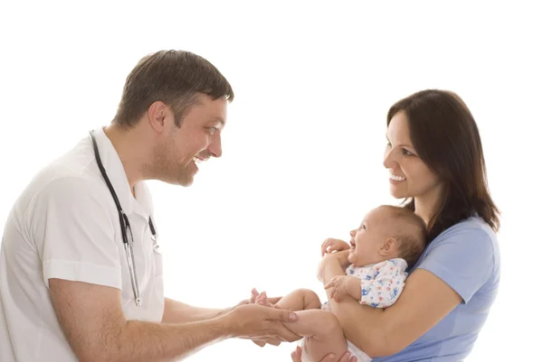 Dottore e una donna con un neonato — Foto Stock