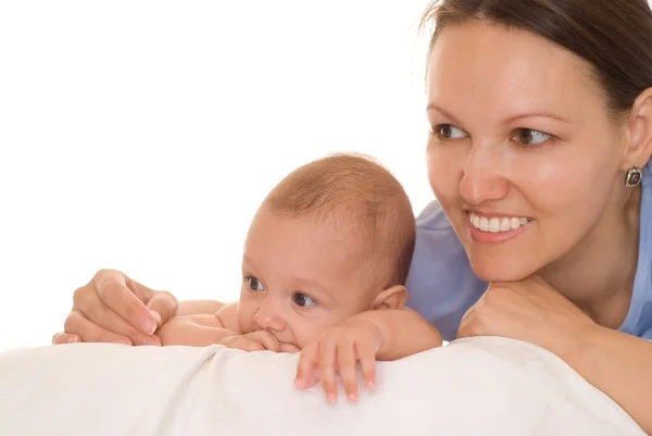 Pasgeboren baby met haar moeder — Stockfoto