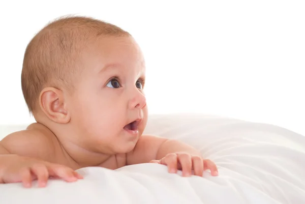 Affascinante neonato su un bianco — Foto Stock