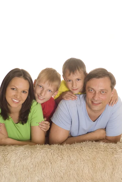 Šťastná čtyřčlenná rodina — Stock fotografie