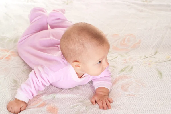 Bebé feliz en un blanco —  Fotos de Stock