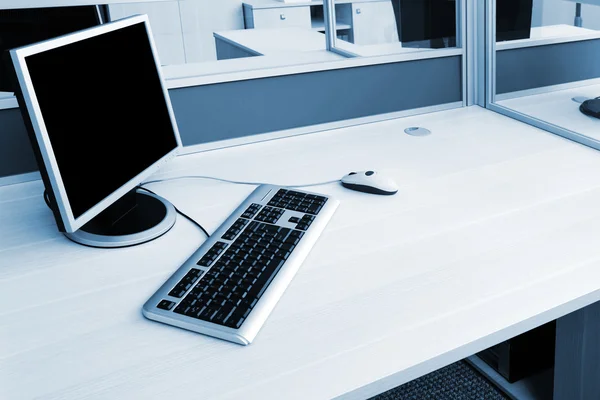 Computer on a desk — Stock Photo, Image