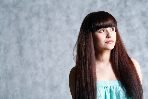 Cara feminina com cabelo longo da beleza — Fotografia de Stock