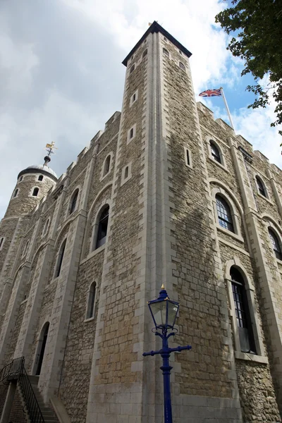 Bílá věž historické tower of london, Velká Británie — Stock fotografie